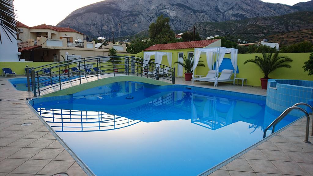 מאראת'וקאמפוס Hotel Mando מראה חיצוני תמונה