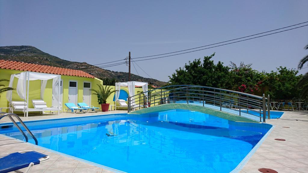 מאראת'וקאמפוס Hotel Mando מראה חיצוני תמונה