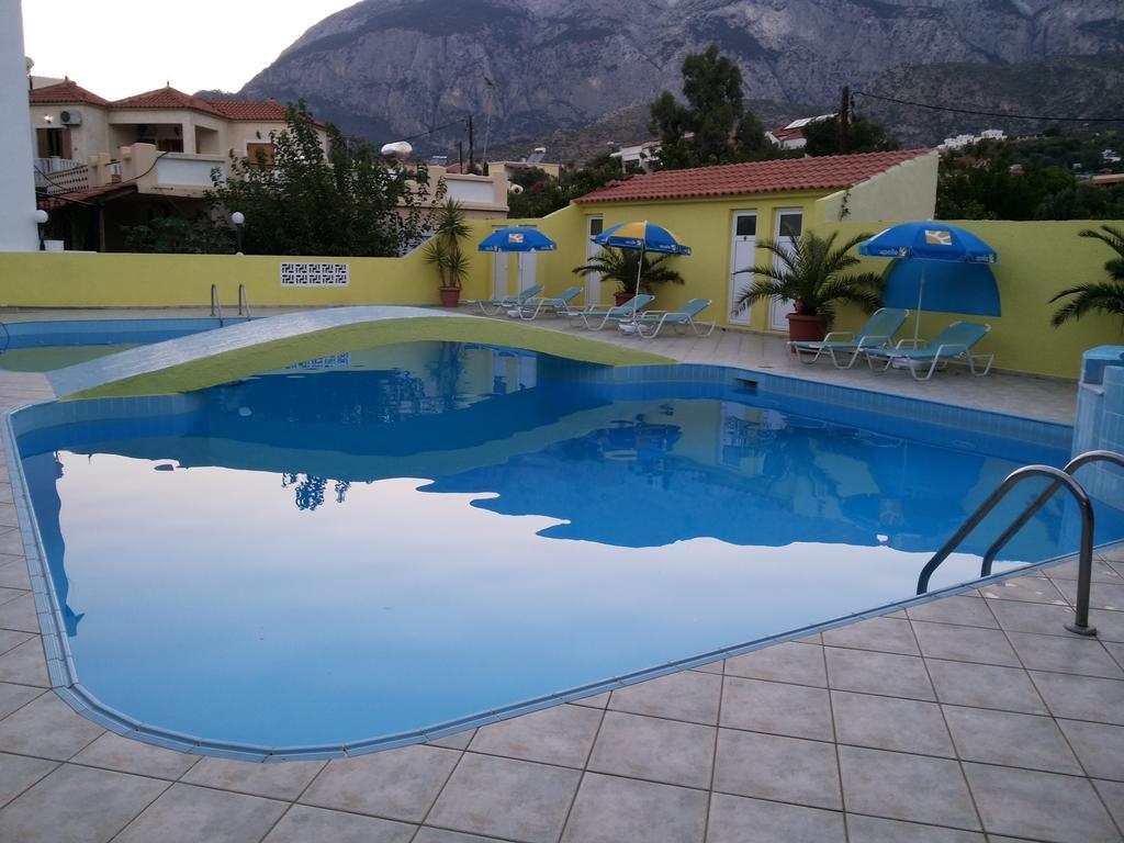 מאראת'וקאמפוס Hotel Mando מראה חיצוני תמונה