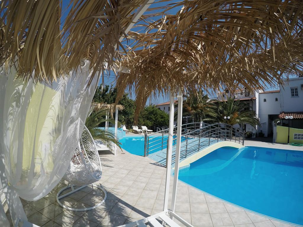 מאראת'וקאמפוס Hotel Mando מראה חיצוני תמונה